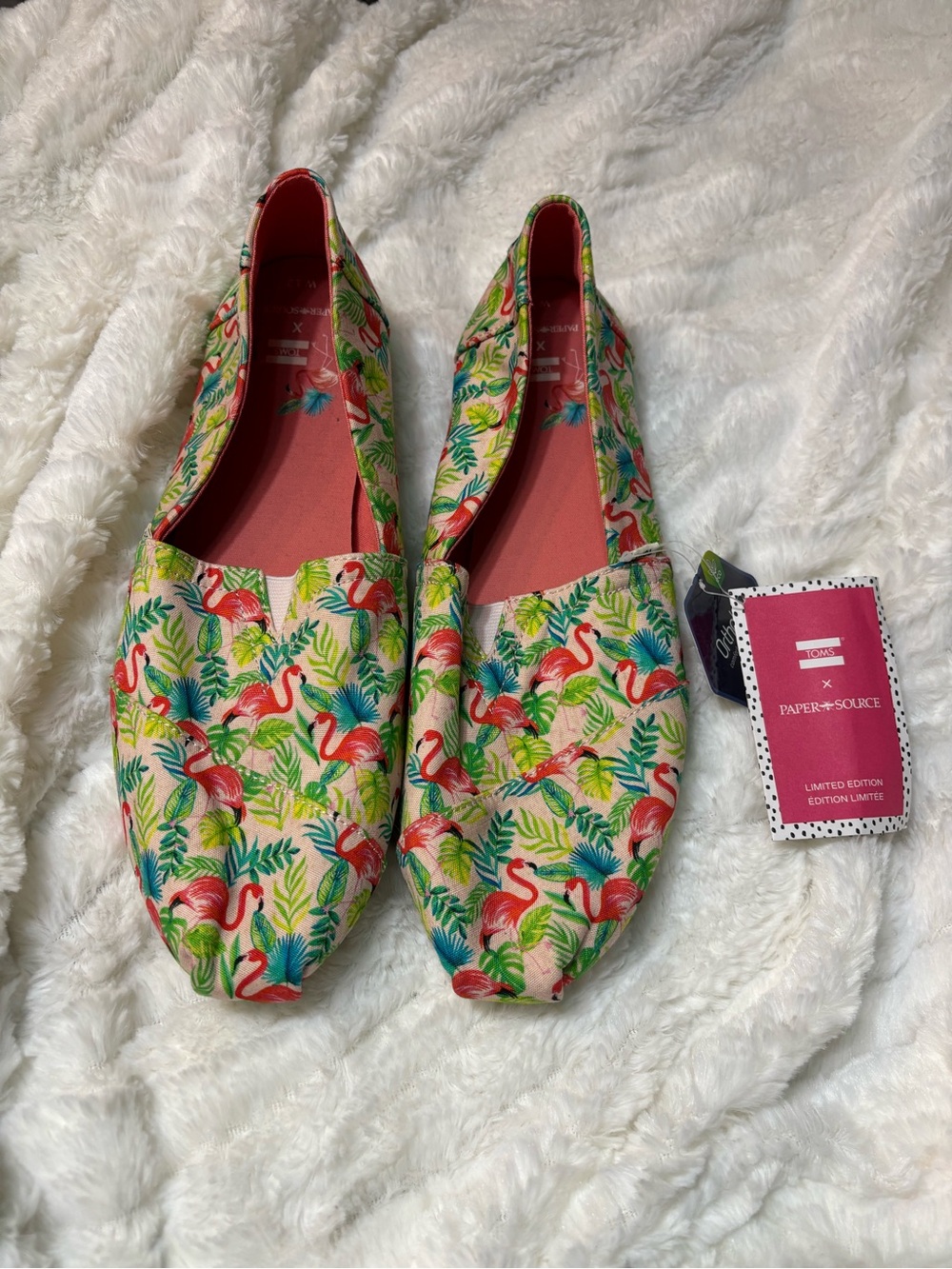 TOMS X Paper Source Flamingo Print Shoes Size 12 Women’s Canvas Flats NWT New
